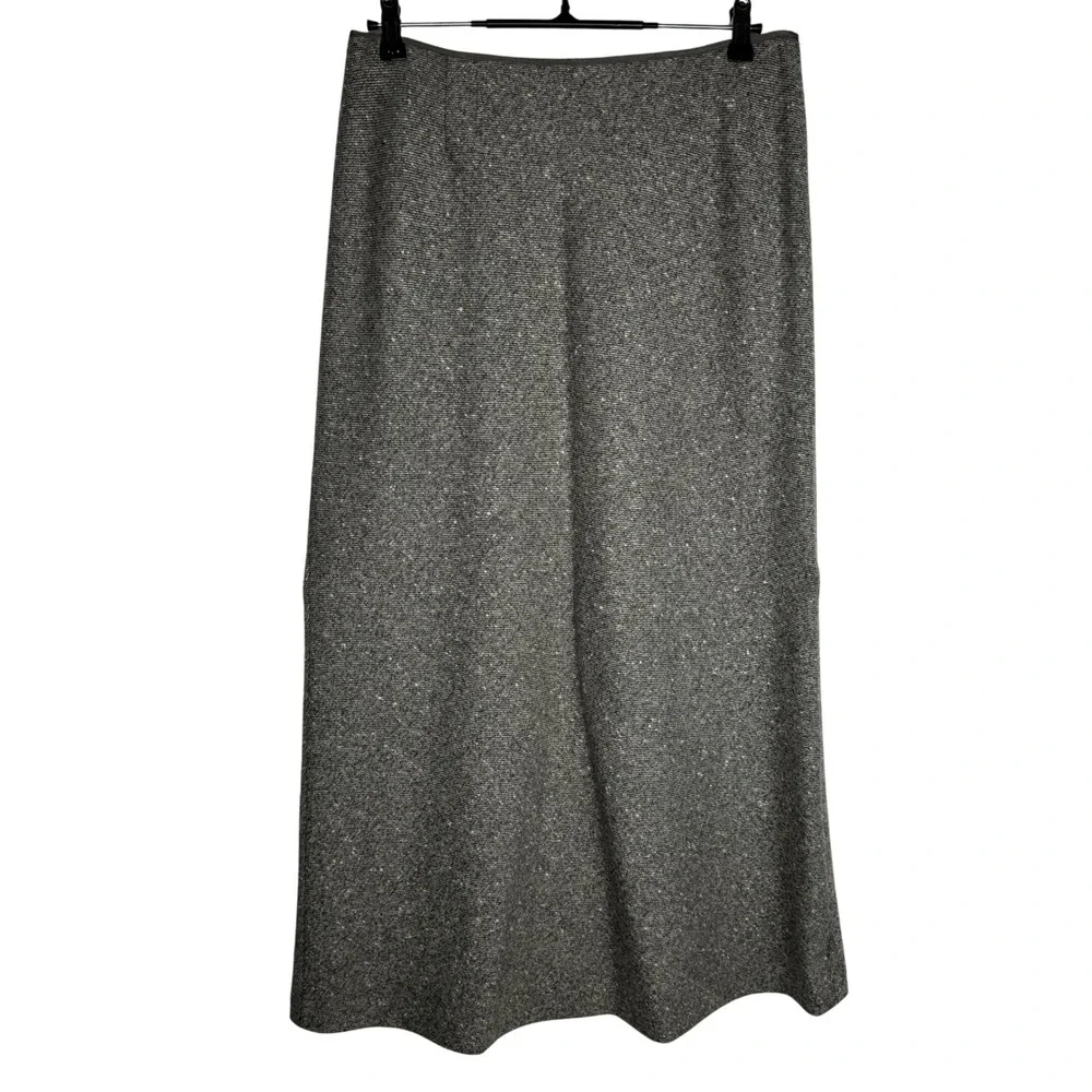 Tahari Grey Wool Blend Maxi Skirt Zipper Closure Size 14P Holiday Winter Classic